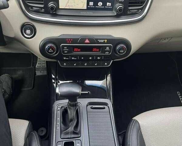 Черный Киа Соренто, объемом двигателя 2.2 л и пробегом 115 тыс. км за 25000 $, фото 3 на Automoto.ua