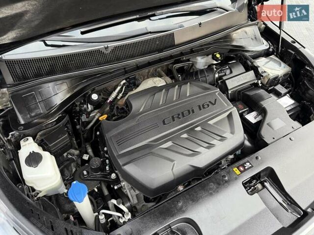 Кіа Соренто 2018 у Вінниці на Automoto.ua Чорний Кіа Соренто, об'ємом двигуна 2.2 л та пробігом 117 тис. км за 24800 $, фото 37 на Automoto.ua