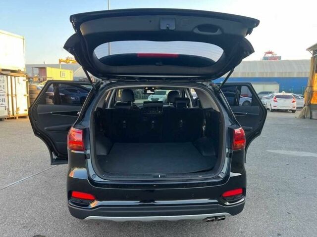 Черный Киа Соренто, объемом двигателя 2 л и пробегом 52 тыс. км за 18547 $, фото 9 на Automoto.ua