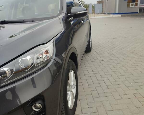 Черный Киа Соренто, объемом двигателя 2.2 л и пробегом 226 тыс. км за 21500 $, фото 27 на Automoto.ua