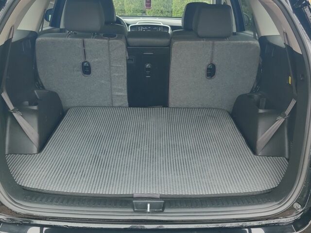 Чорний Кіа Соренто, об'ємом двигуна 2.4 л та пробігом 160 тис. км за 16900 $, фото 6 на Automoto.ua