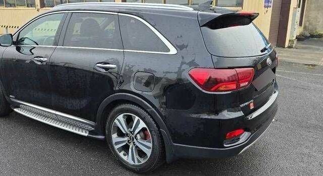 Чорний Кіа Соренто, об'ємом двигуна 2.2 л та пробігом 176 тис. км за 10800 $, фото 3 на Automoto.ua