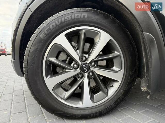 Кіа Соренто 2018 у Вінниці на Automoto.ua Чорний Кіа Соренто, об'ємом двигуна 2.2 л та пробігом 117 тис. км за 24800 $, фото 30 на Automoto.ua
