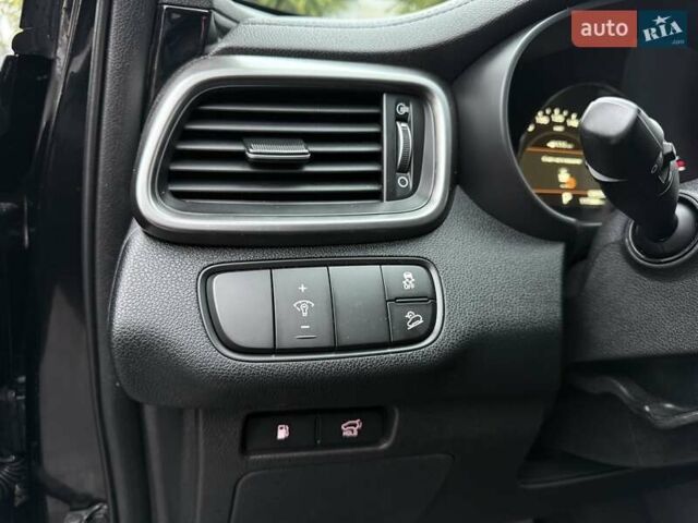 Черный Киа Соренто, объемом двигателя 2.2 л и пробегом 120 тыс. км за 23300 $, фото 21 на Automoto.ua