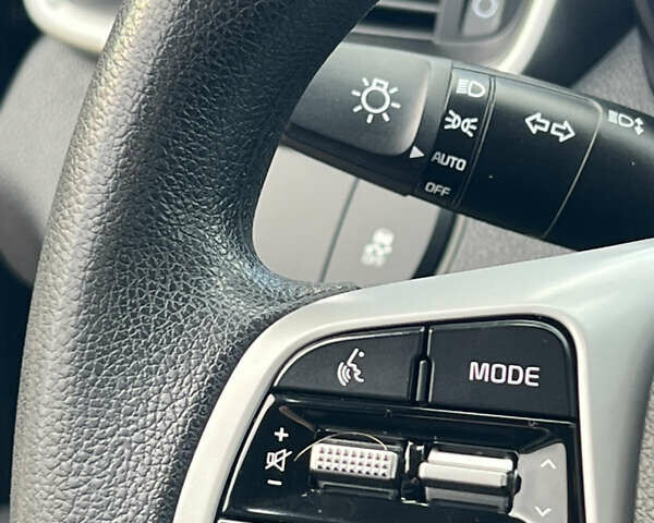 Черный Киа Соренто, объемом двигателя 2.36 л и пробегом 100 тыс. км за 16850 $, фото 50 на Automoto.ua