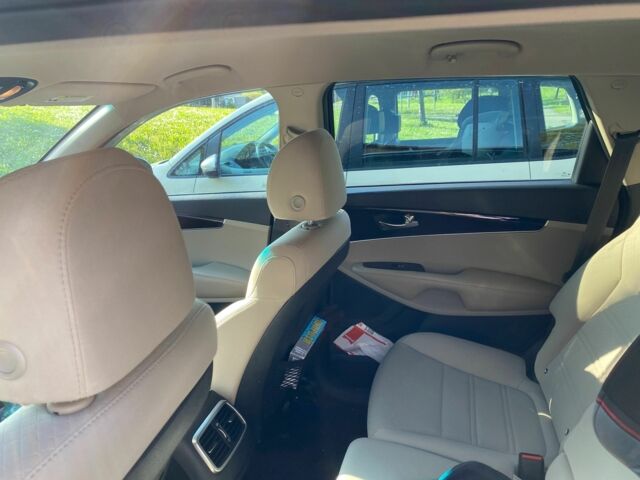 Чорний Кіа Соренто, об'ємом двигуна 2.4 л та пробігом 110 тис. км за 19000 $, фото 5 на Automoto.ua