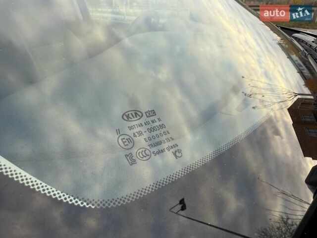 Кіа Соренто 2018 у Вінниці на Automoto.ua Чорний Кіа Соренто, об'ємом двигуна 2.2 л та пробігом 117 тис. км за 24800 $, фото 34 на Automoto.ua