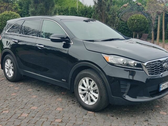 Чорний Кіа Соренто, об'ємом двигуна 2.4 л та пробігом 160 тис. км за 16900 $, фото 1 на Automoto.ua