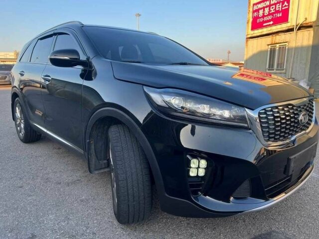 Черный Киа Соренто, объемом двигателя 2 л и пробегом 52 тыс. км за 18547 $, фото 2 на Automoto.ua