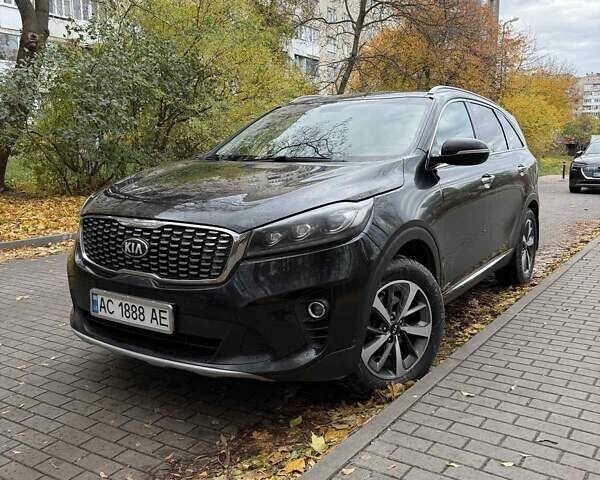 Черный Киа Соренто, объемом двигателя 2.2 л и пробегом 307 тыс. км за 18000 $, фото 1 на Automoto.ua