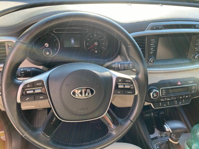 Чорний Кіа Соренто, об'ємом двигуна 2.4 л та пробігом 110 тис. км за 19000 $, фото 6 на Automoto.ua