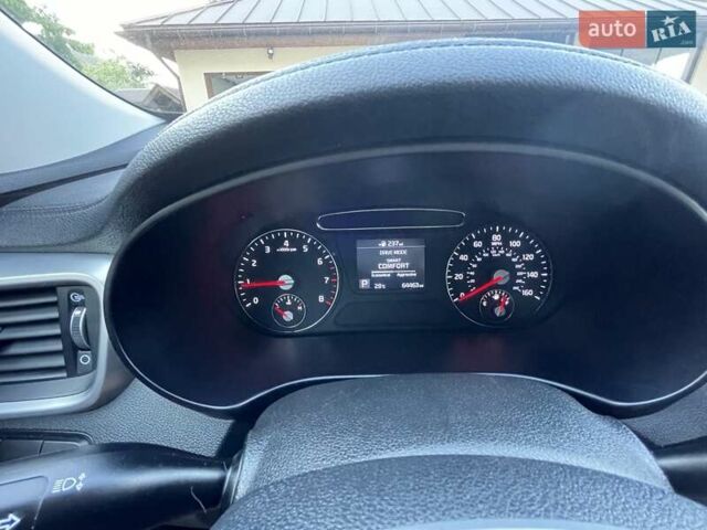 Чорний Кіа Соренто, об'ємом двигуна 2.36 л та пробігом 103 тис. км за 15750 $, фото 15 на Automoto.ua