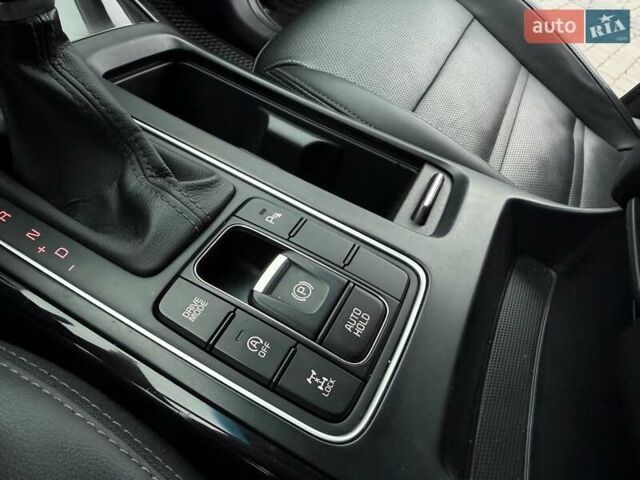 Черный Киа Соренто, объемом двигателя 2.2 л и пробегом 120 тыс. км за 23300 $, фото 16 на Automoto.ua