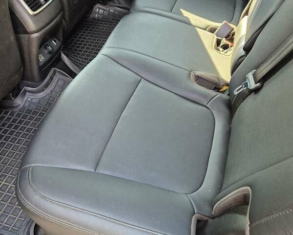 Чорний Кіа Соренто, об'ємом двигуна 2.4 л та пробігом 160 тис. км за 16100 $, фото 10 на Automoto.ua