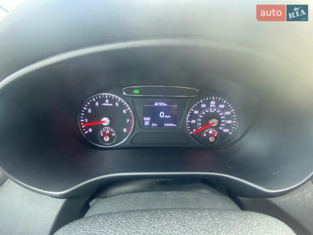 Черный Киа Соренто, объемом двигателя 3.3 л и пробегом 109 тыс. км за 21500 $, фото 23 на Automoto.ua