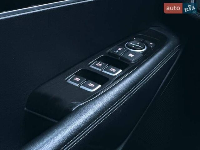 Чорний Кіа Соренто, об'ємом двигуна 3.34 л та пробігом 170 тис. км за 16800 $, фото 26 на Automoto.ua