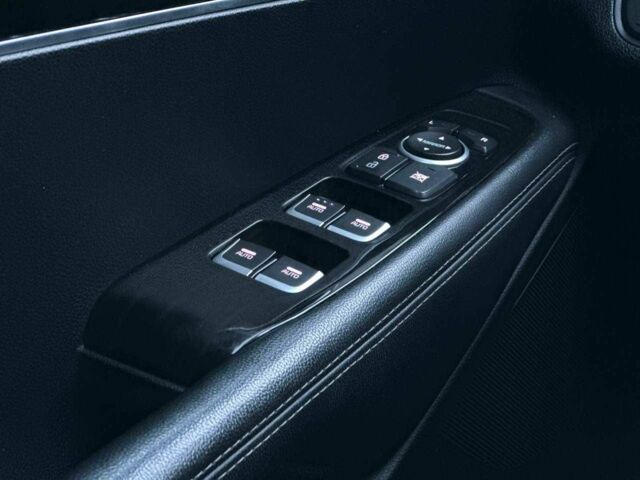 Черный Киа Соренто, объемом двигателя 3.3 л и пробегом 170 тыс. км за 16800 $, фото 20 на Automoto.ua