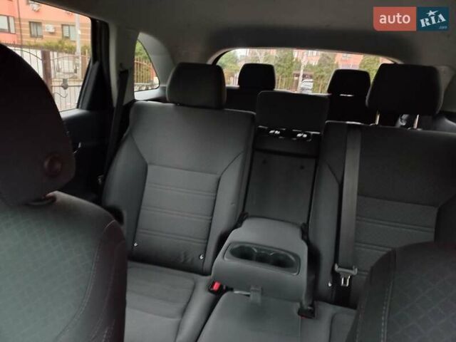 Чорний Кіа Соренто, об'ємом двигуна 3.34 л та пробігом 272 тис. км за 18500 $, фото 36 на Automoto.ua