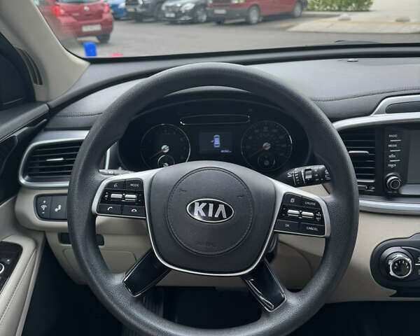 Черный Киа Соренто, объемом двигателя 2.36 л и пробегом 85 тыс. км за 16800 $, фото 23 на Automoto.ua