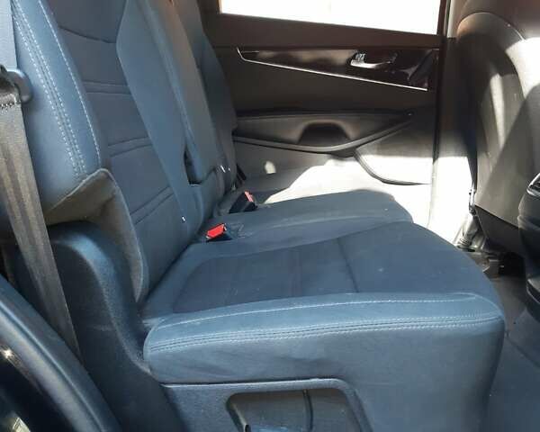 Черный Киа Соренто, объемом двигателя 2.4 л и пробегом 150 тыс. км за 14500 $, фото 3 на Automoto.ua