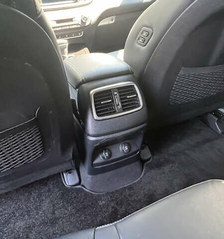 Черный Киа Соренто, объемом двигателя 2.2 л и пробегом 138 тыс. км за 35200 $, фото 24 на Automoto.ua