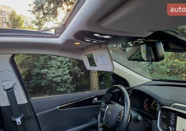 Чорний Кіа Соренто, об'ємом двигуна 2.2 л та пробігом 134 тис. км за 29999 $, фото 50 на Automoto.ua