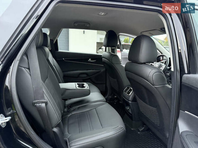 Черный Киа Соренто, объемом двигателя 2.2 л и пробегом 183 тыс. км за 22900 $, фото 15 на Automoto.ua