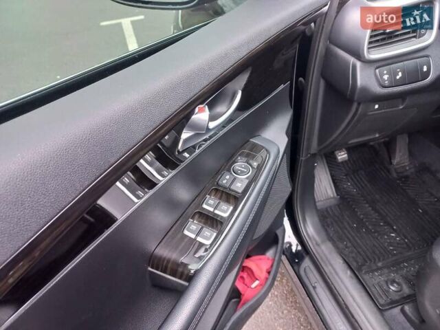 Чорний Кіа Соренто, об'ємом двигуна 3.34 л та пробігом 272 тис. км за 18500 $, фото 16 на Automoto.ua