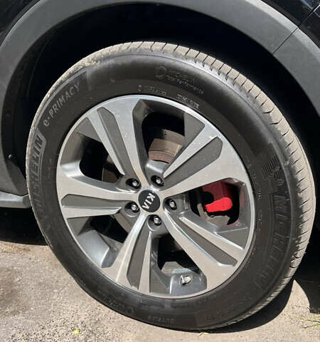 Черный Киа Соренто, объемом двигателя 2.2 л и пробегом 138 тыс. км за 35200 $, фото 27 на Automoto.ua