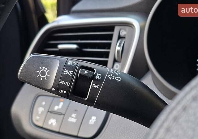 Чорний Кіа Соренто, об'ємом двигуна 2.2 л та пробігом 134 тис. км за 29999 $, фото 65 на Automoto.ua