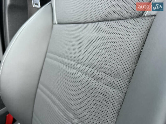 Черный Киа Соренто, объемом двигателя 2.2 л и пробегом 183 тыс. км за 22900 $, фото 26 на Automoto.ua