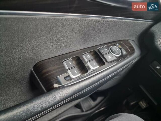Черный Киа Соренто, объемом двигателя 2.4 л и пробегом 175 тыс. км за 16900 $, фото 38 на Automoto.ua