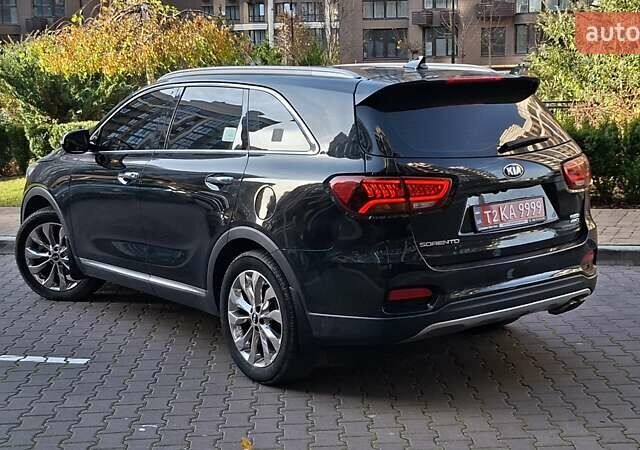 Чорний Кіа Соренто, об'ємом двигуна 2.2 л та пробігом 134 тис. км за 29999 $, фото 32 на Automoto.ua