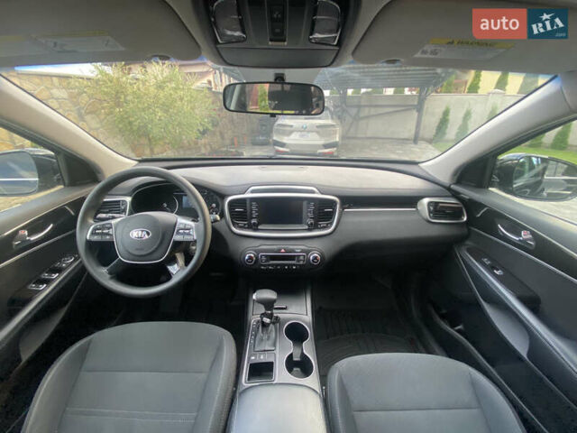 Черный Киа Соренто, объемом двигателя 3.3 л и пробегом 109 тыс. км за 21500 $, фото 20 на Automoto.ua