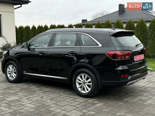 Черный Киа Соренто, объемом двигателя 2.2 л и пробегом 183 тыс. км за 22900 $, фото 6 на Automoto.ua