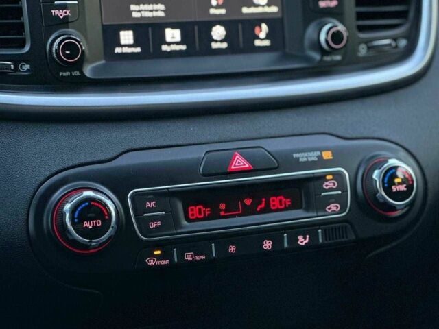 Черный Киа Соренто, объемом двигателя 3.3 л и пробегом 170 тыс. км за 16800 $, фото 22 на Automoto.ua