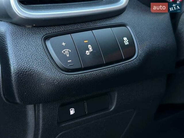 Черный Киа Соренто, объемом двигателя 3.34 л и пробегом 170 тыс. км за 15990 $, фото 27 на Automoto.ua