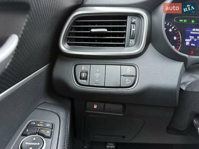 Черный Киа Соренто, объемом двигателя 2.2 л и пробегом 183 тыс. км за 22900 $, фото 24 на Automoto.ua