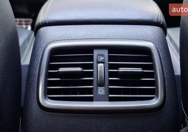 Чорний Кіа Соренто, об'ємом двигуна 2.2 л та пробігом 134 тис. км за 29999 $, фото 52 на Automoto.ua