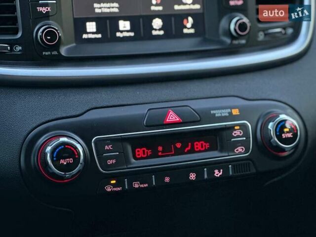 Черный Киа Соренто, объемом двигателя 3.34 л и пробегом 170 тыс. км за 15990 $, фото 28 на Automoto.ua