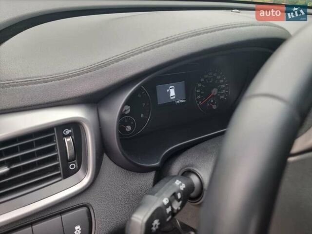 Черный Киа Соренто, объемом двигателя 2.4 л и пробегом 175 тыс. км за 16900 $, фото 20 на Automoto.ua