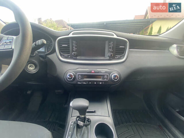 Черный Киа Соренто, объемом двигателя 3.3 л и пробегом 109 тыс. км за 21500 $, фото 21 на Automoto.ua