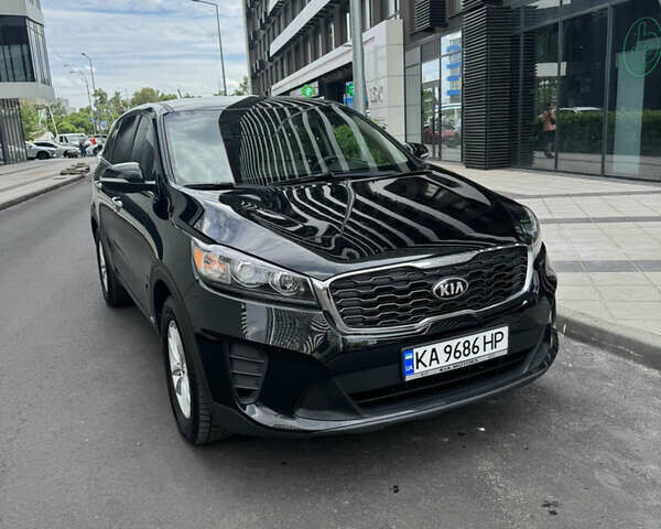 Черный Киа Соренто, объемом двигателя 2.36 л и пробегом 85 тыс. км за 16800 $, фото 3 на Automoto.ua