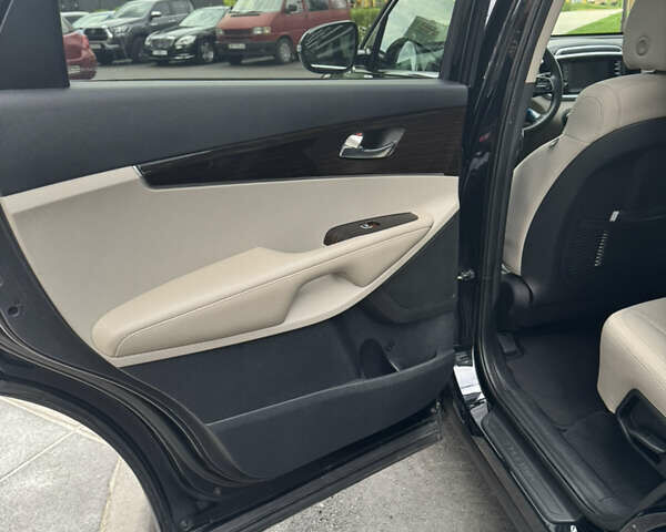 Черный Киа Соренто, объемом двигателя 2.36 л и пробегом 85 тыс. км за 15900 $, фото 25 на Automoto.ua