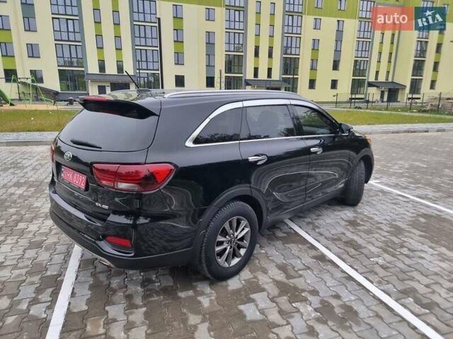 Черный Киа Соренто, объемом двигателя 2.4 л и пробегом 175 тыс. км за 16900 $, фото 5 на Automoto.ua