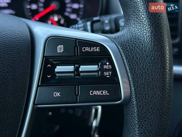 Чорний Кіа Соренто, об'ємом двигуна 3.34 л та пробігом 170 тис. км за 16800 $, фото 23 на Automoto.ua