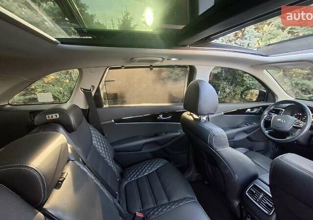 Чорний Кіа Соренто, об'ємом двигуна 2.2 л та пробігом 134 тис. км за 29999 $, фото 57 на Automoto.ua