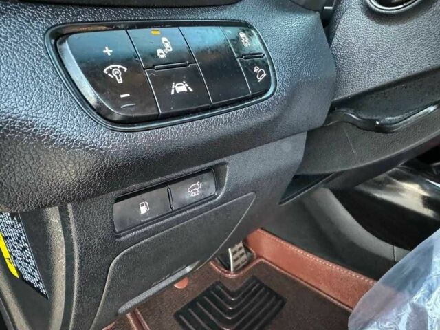 Черный Киа Соренто, объемом двигателя 2.2 л и пробегом 48 тыс. км за 19000 $, фото 22 на Automoto.ua