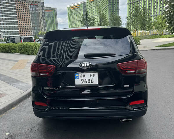 Черный Киа Соренто, объемом двигателя 2.36 л и пробегом 85 тыс. км за 16800 $, фото 7 на Automoto.ua