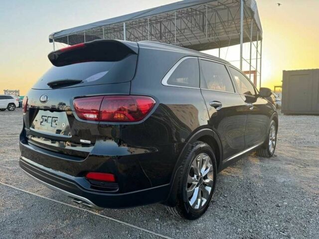 Черный Киа Соренто, объемом двигателя 2.2 л и пробегом 48 тыс. км за 19000 $, фото 6 на Automoto.ua